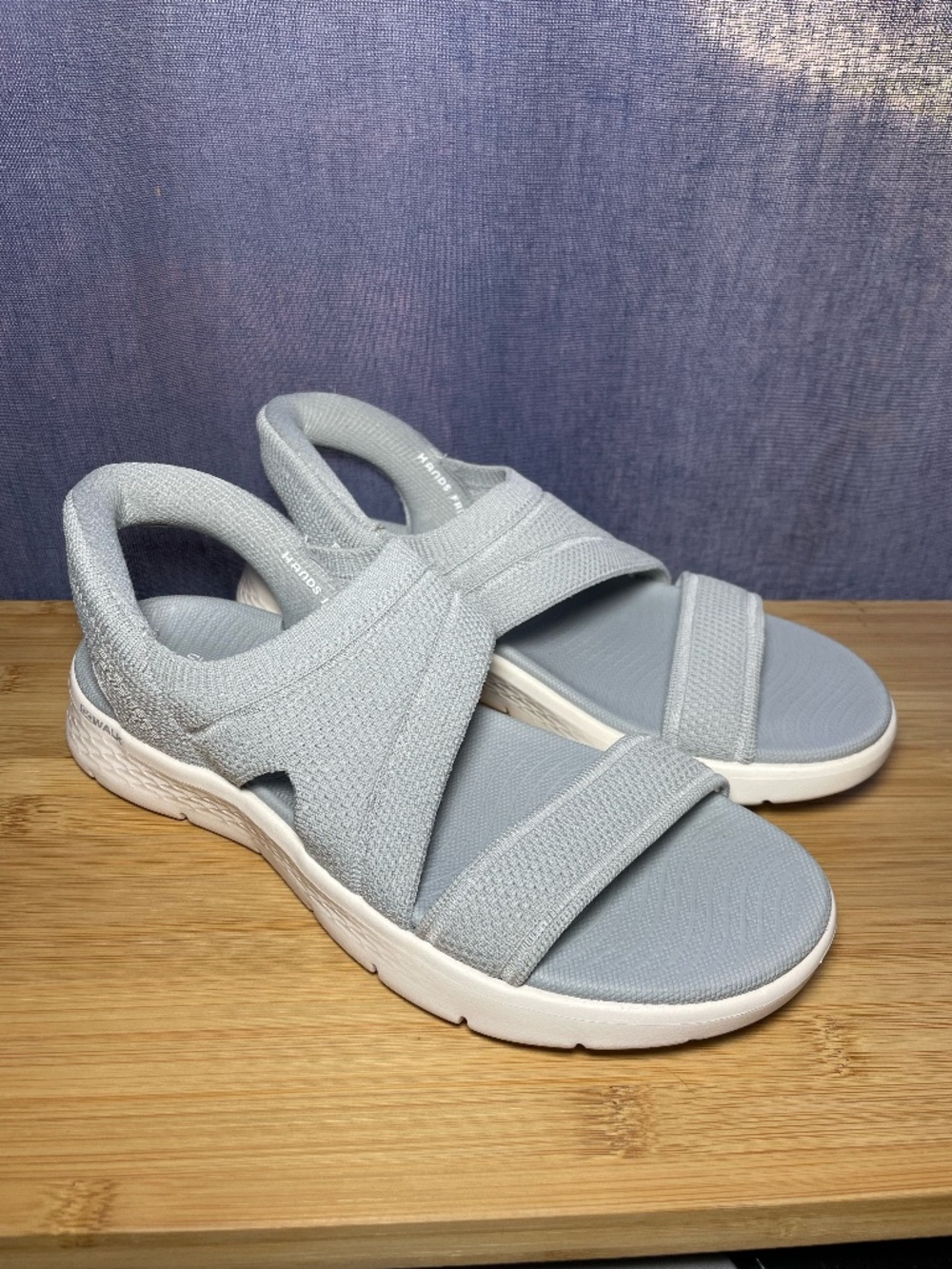 Skechers Go Walk Flex Enticing Washable Sandals Grey White Women's 8 Hands Free